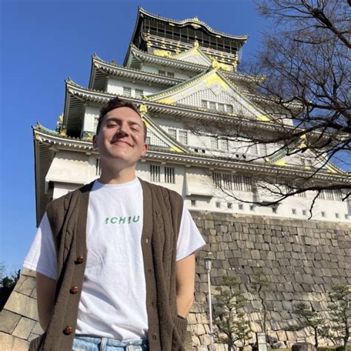 Who is Adam Archuleta Dating Now