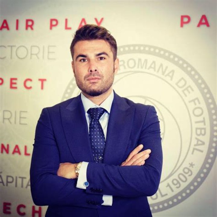 Who is Adrian Mutu Dating Now?