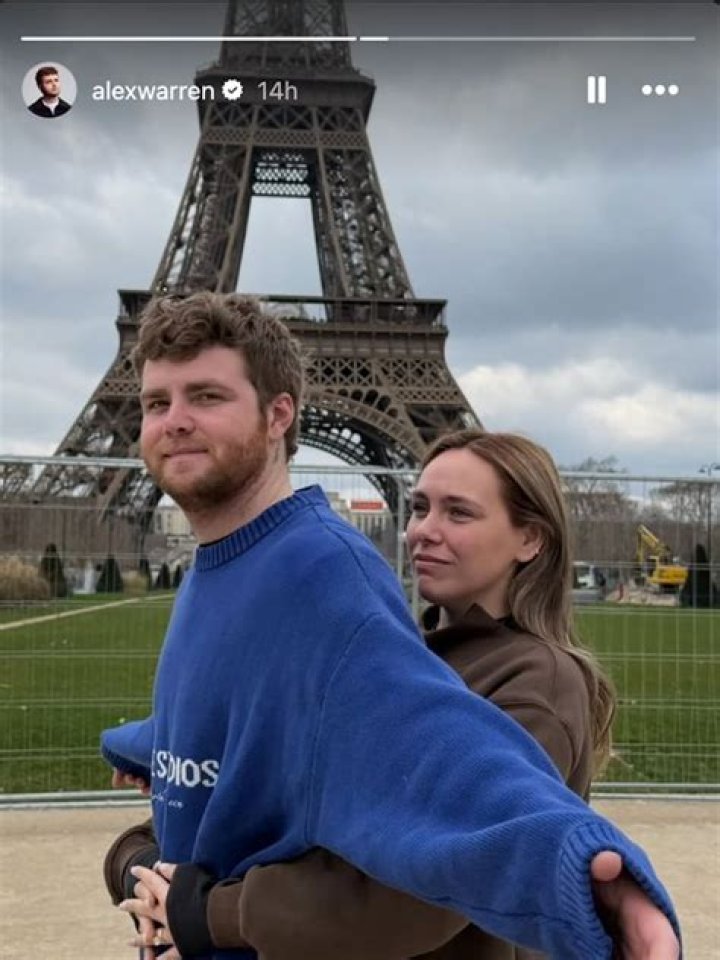 Who is Alex Hoyer Dating Now