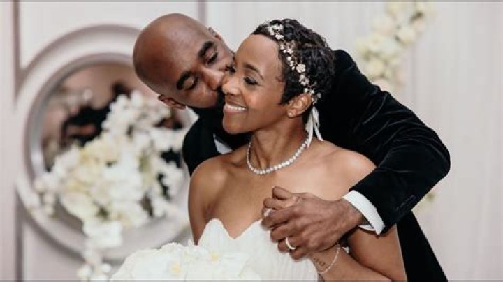 Who is Alic Walls Dating Now?