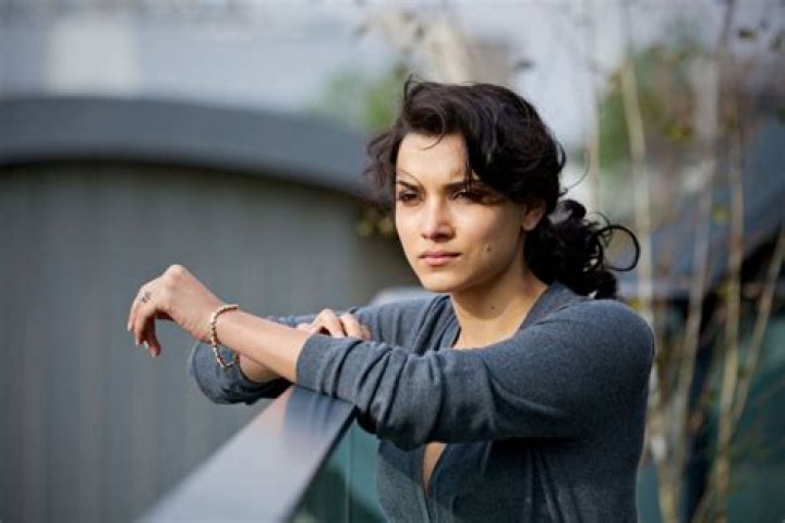 Who is Amber Rose Revah Dating Now?