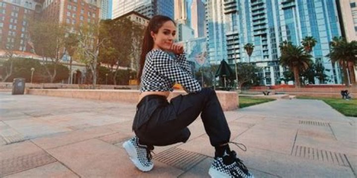 Who is Andra Gogan Dating Now?