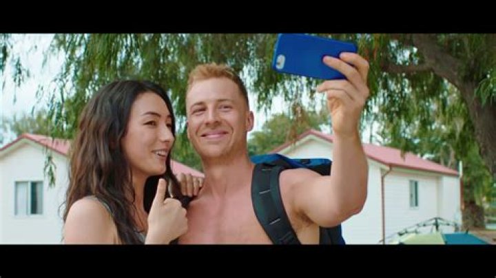 Who is Angus McLaren Dating Now