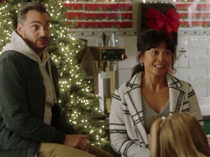 Who is Annie Rose Dating Now?