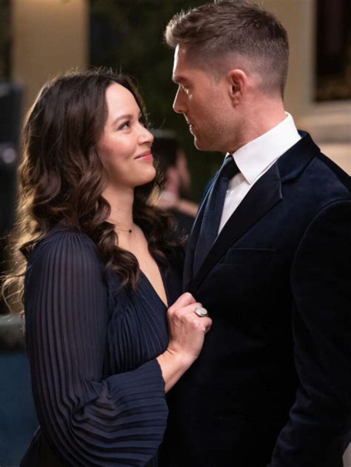 Who is Anthony Bradford Dating Now?