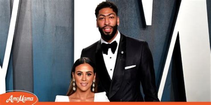 Who is Anthony Vaccarello Dating Now