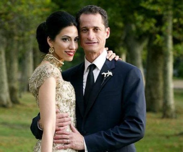 Who is Anthony Weiner Dating Now