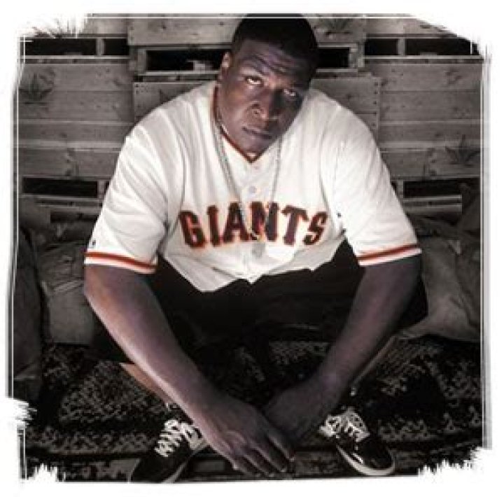 Who is B-legit Dating Now