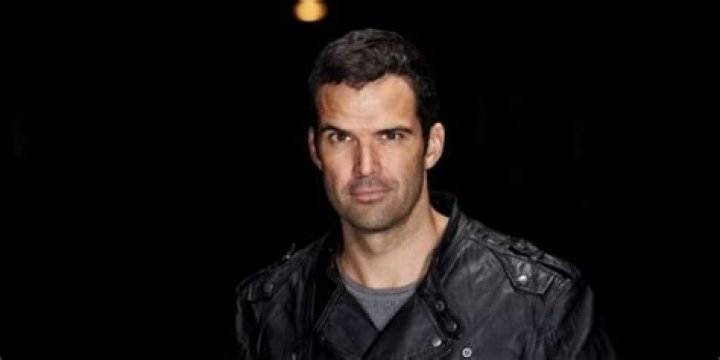 Who is Benjamin Ayres Dating Now