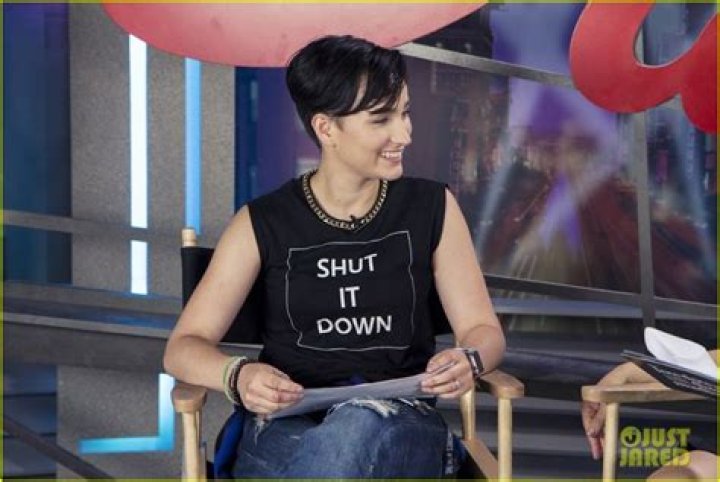 Who is Bex Taylor-Klaus Dating Now