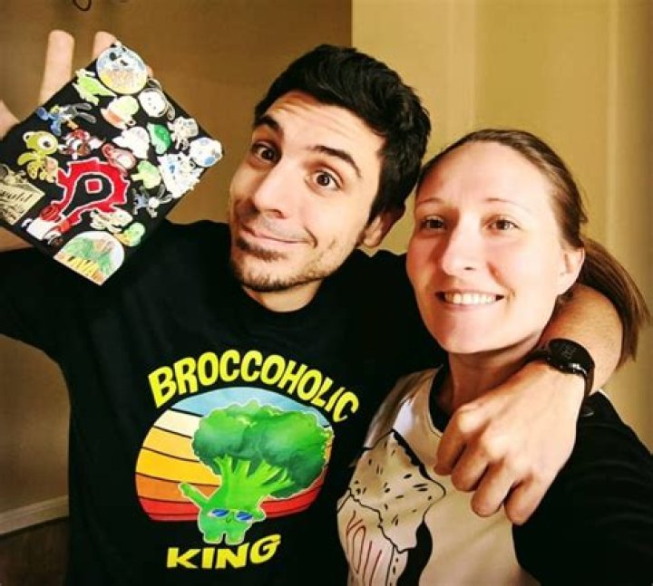 Who is Chilled Chaos Dating Now?