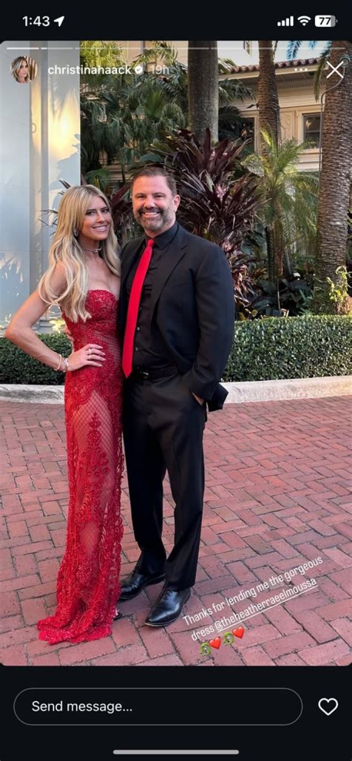 Who is Christopher Reid Dating Now