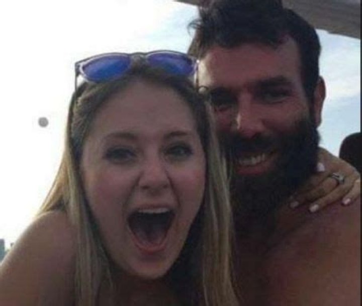 Who is Claire Abbott Dating Now