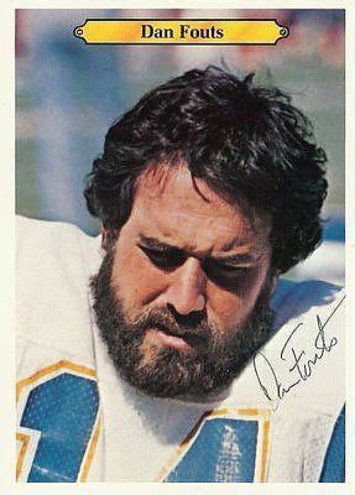 Who is Dan Fouts Dating Now