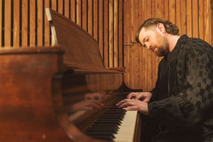 Who is Daniel Platzman Dating Now