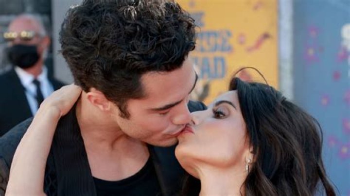 Who is Darren Lance Goodall Dating Now?