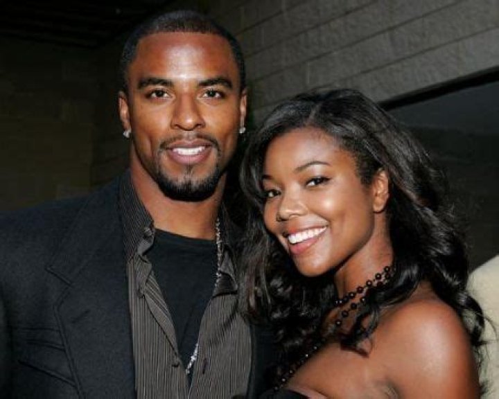 Who is Darren Sharper Dating Now