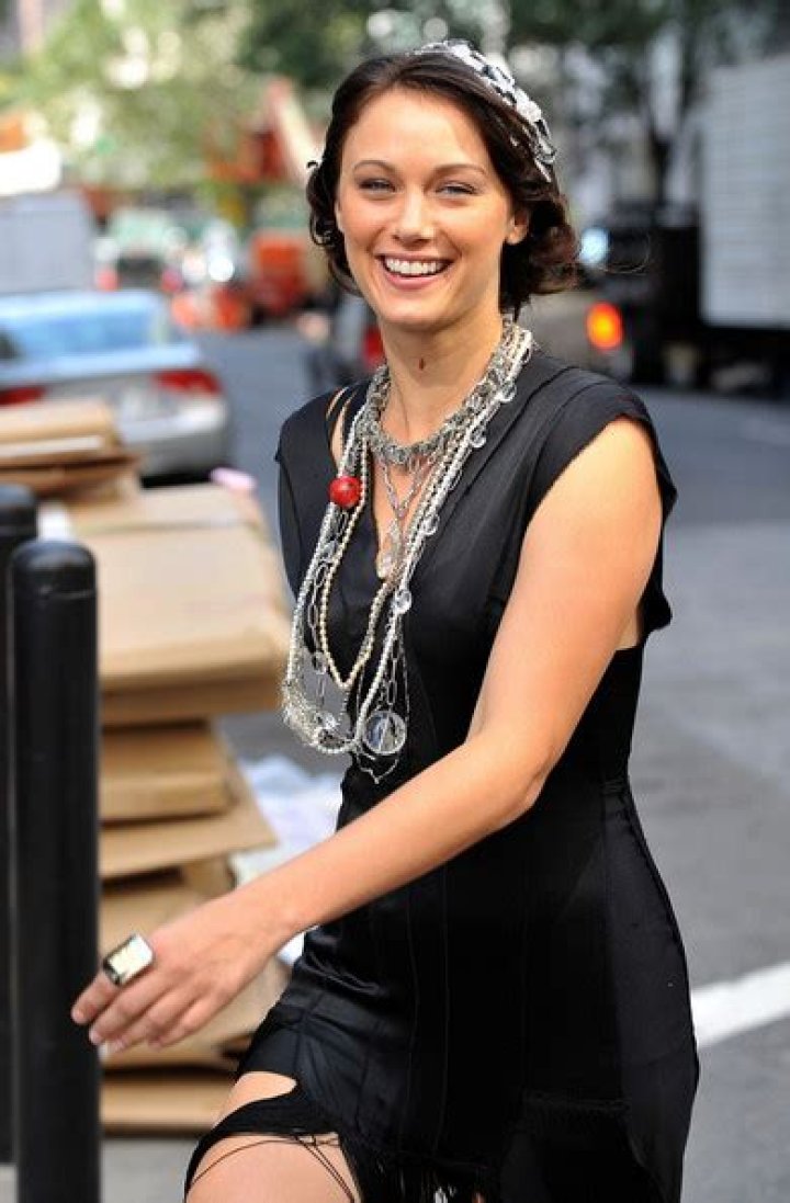 Who is Deanna Russo Dating Now