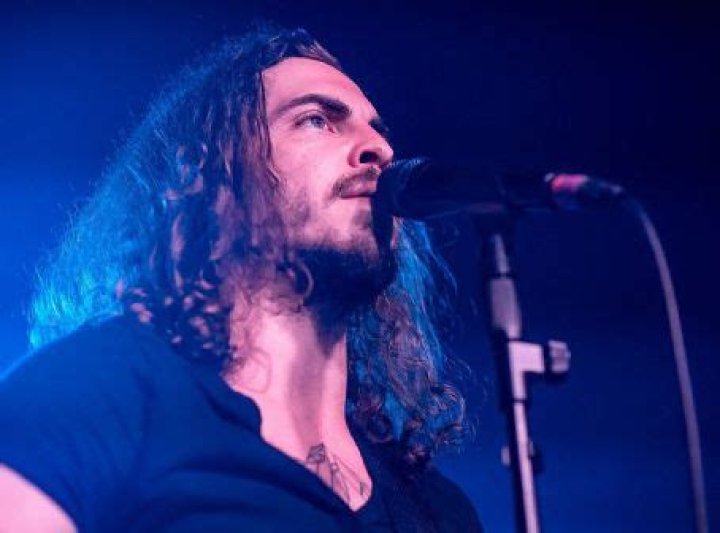 Who is Dennis Lloyd Dating Now?