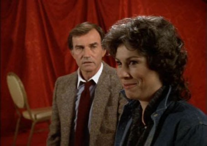 Who is Diana Canova Dating Now