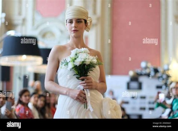 Who is Doris Morgado Dating Now?