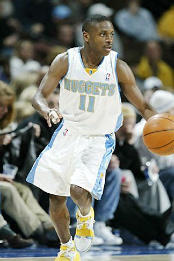 Who is Earl Boykins Dating Now?