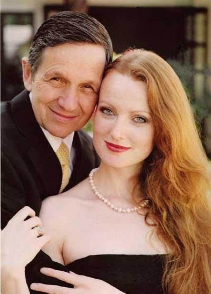 Who is Elizabeth Kucinich Dating Now