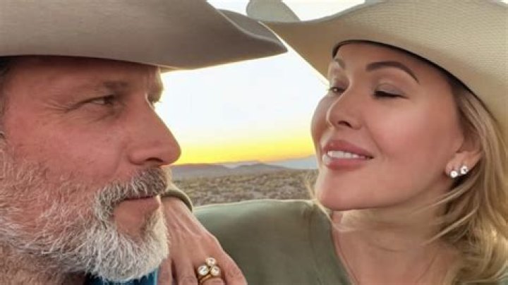 Who is Greg Maddux Dating Now?