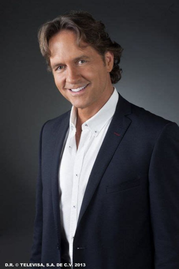 Who is Guy Ecker Dating Now