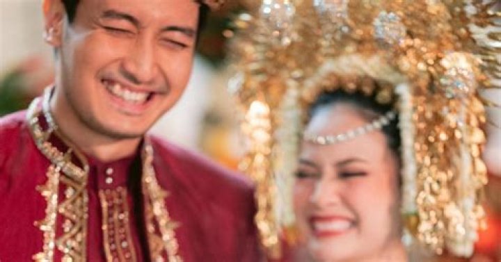 Who is Hanggini Purinda Retto Dating Now