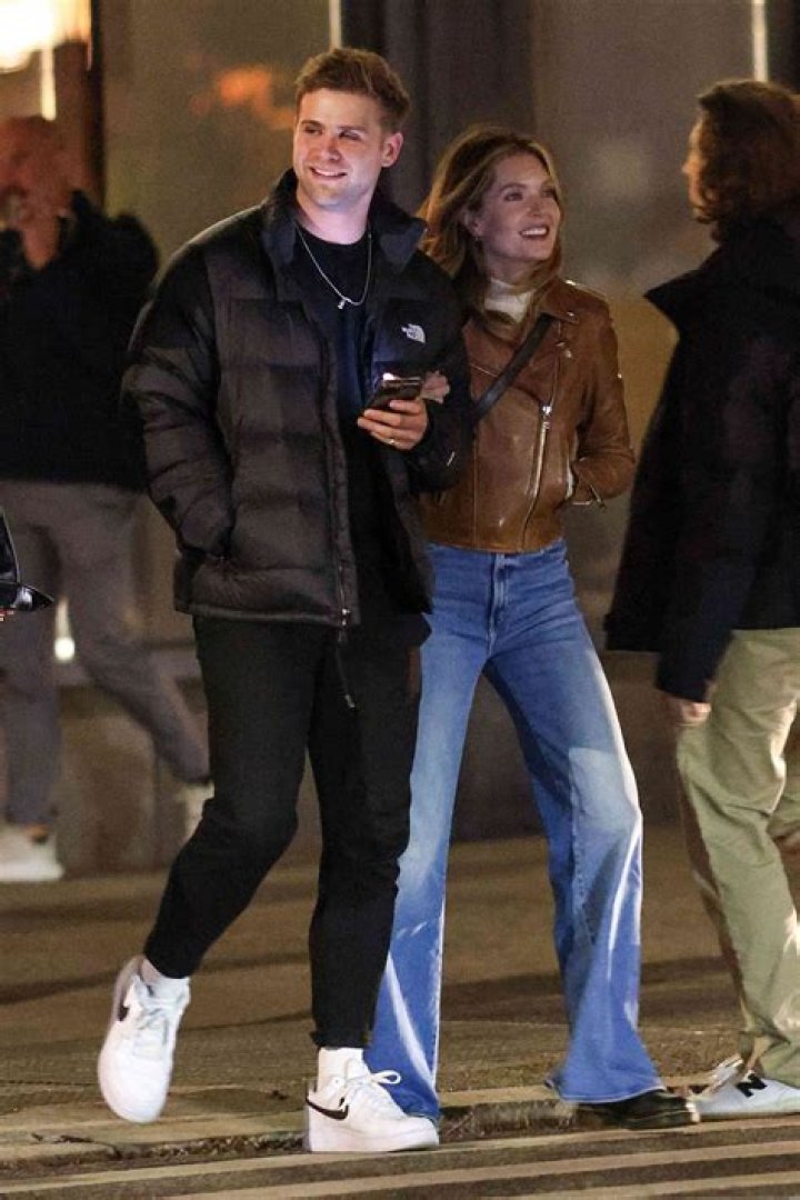 Who is Hunter Woodhall Dating Now