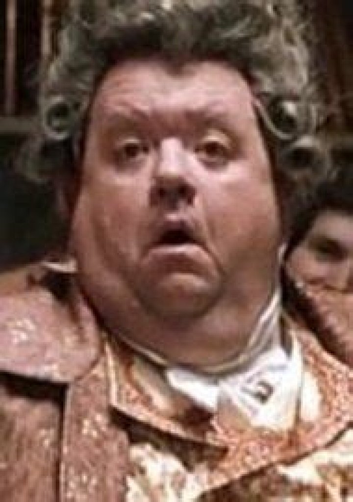 Who is Ian McNeice Dating Now?