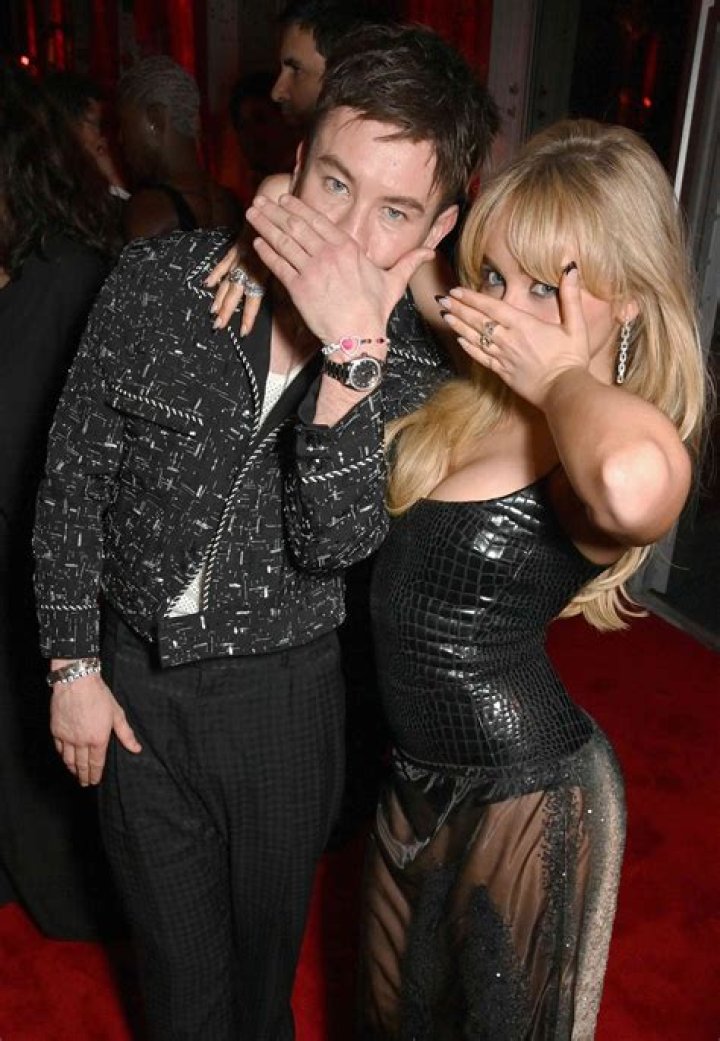 Who is Isaac Carpenter Dating Now?