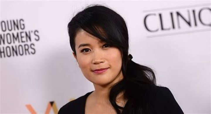 Who is Jadyn Wong Dating Now