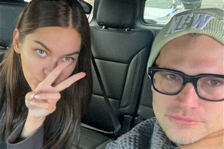 Who is Jason Michael Carroll Dating Now