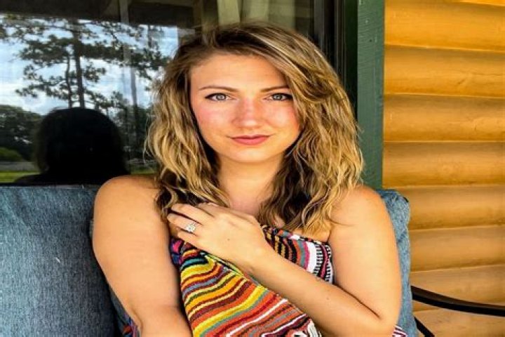 Who is Jay White Dating Now?