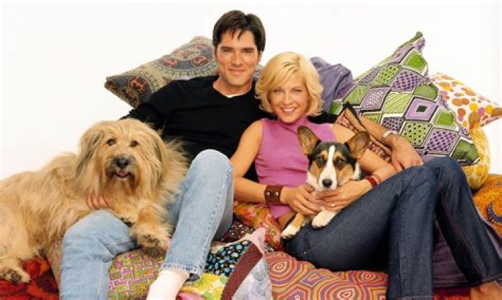 Who is Jenna Elfman Dating Now?