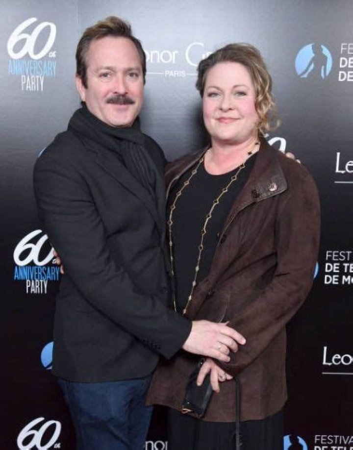 Who is Jenny Robertson Dating Now?