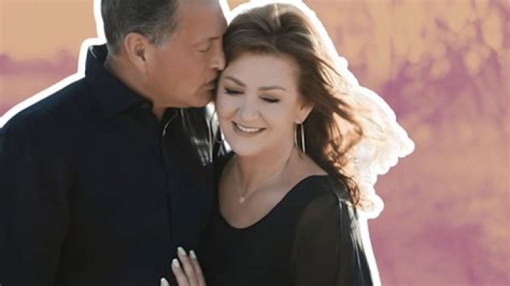 Who is Joni Harms Dating Now?