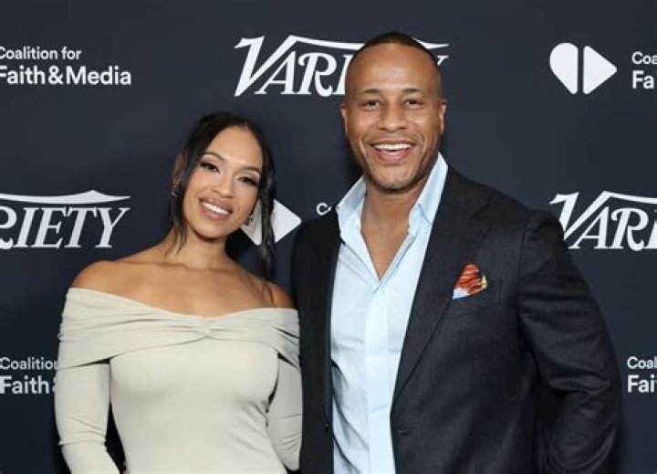 Who is Jose Luis Castillo Dating Now?