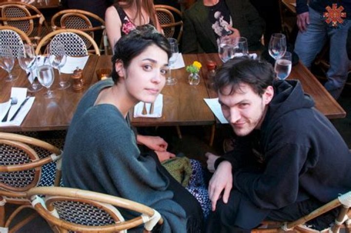 Who is Josh Klinghoffer Dating Now