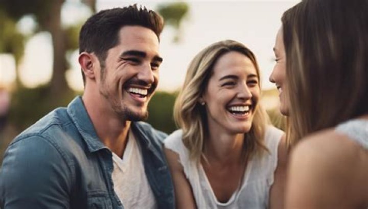 Who is Josh Murray Dating Now