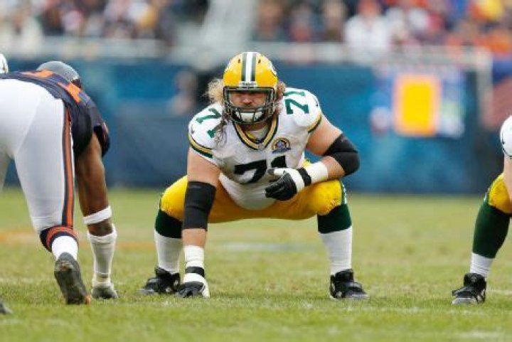 Who is Josh Sitton Dating Now