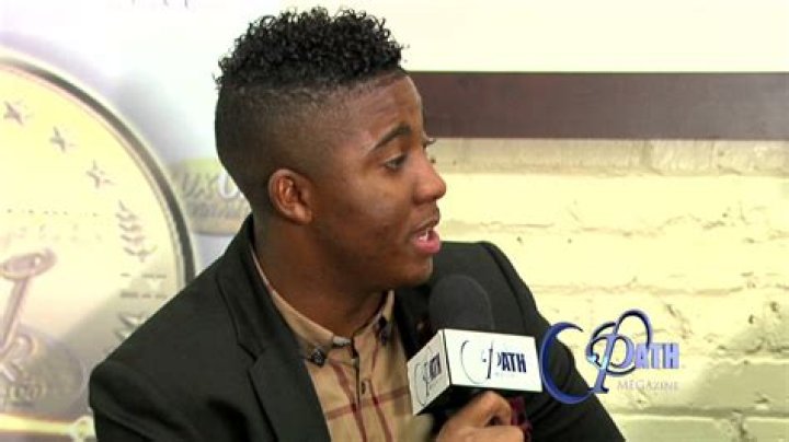 Who is Joshua Rogers Dating Now?