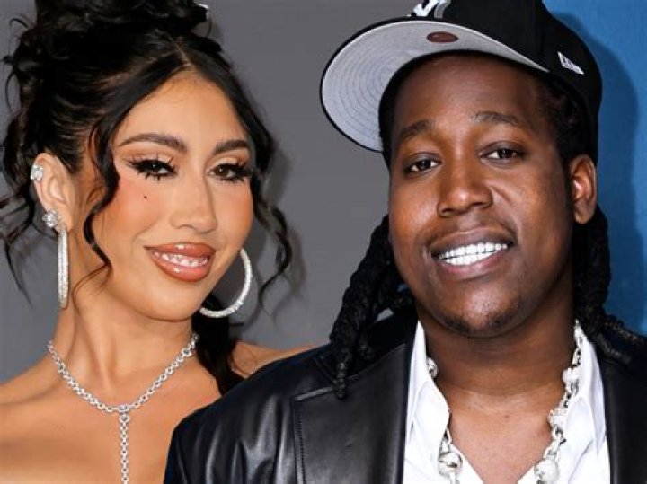 Who is Kali Uchis Dating Now