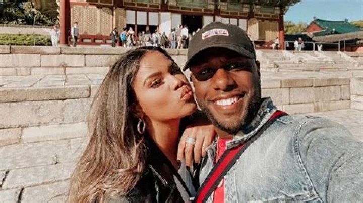 Who is Kamie Crawford Dating Now