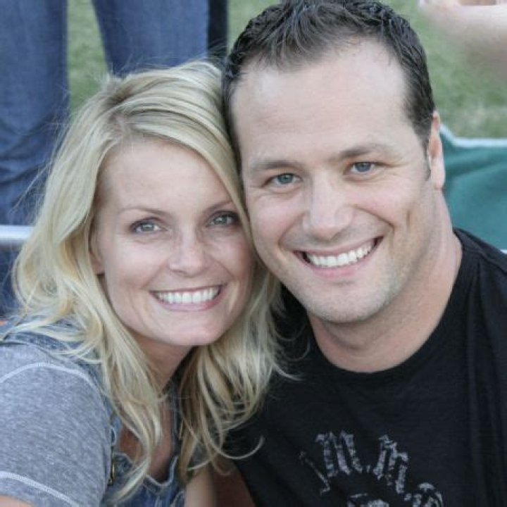 Who is Kelly Packard Dating Now