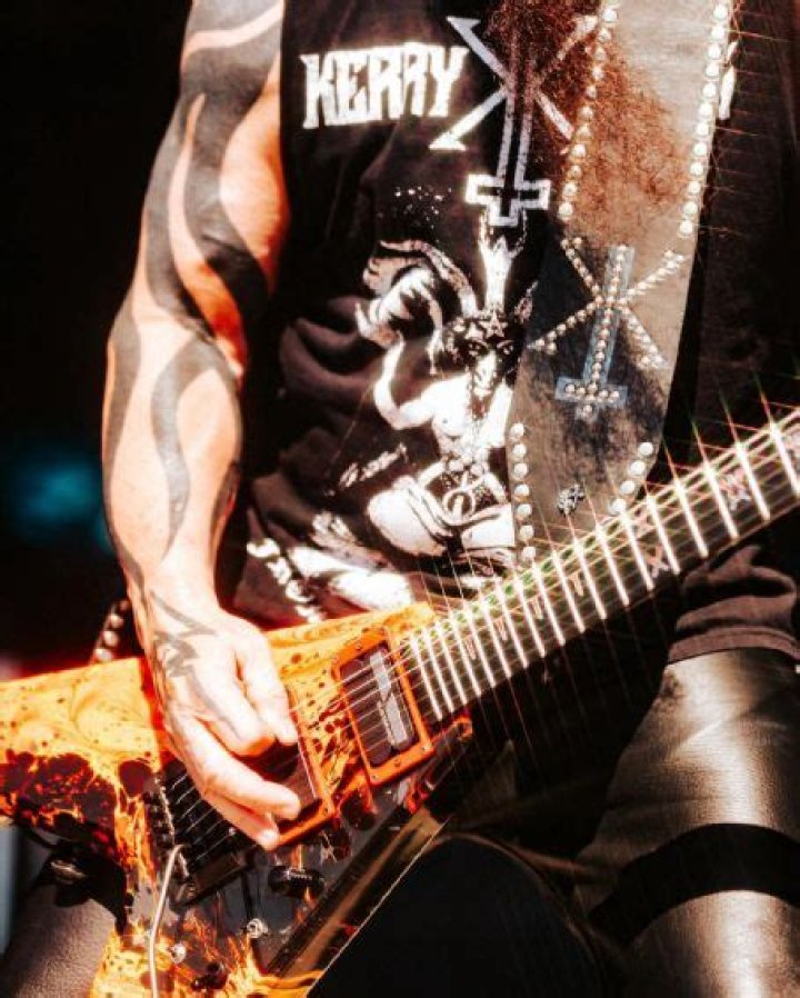 Who is Kerry King Dating Now?