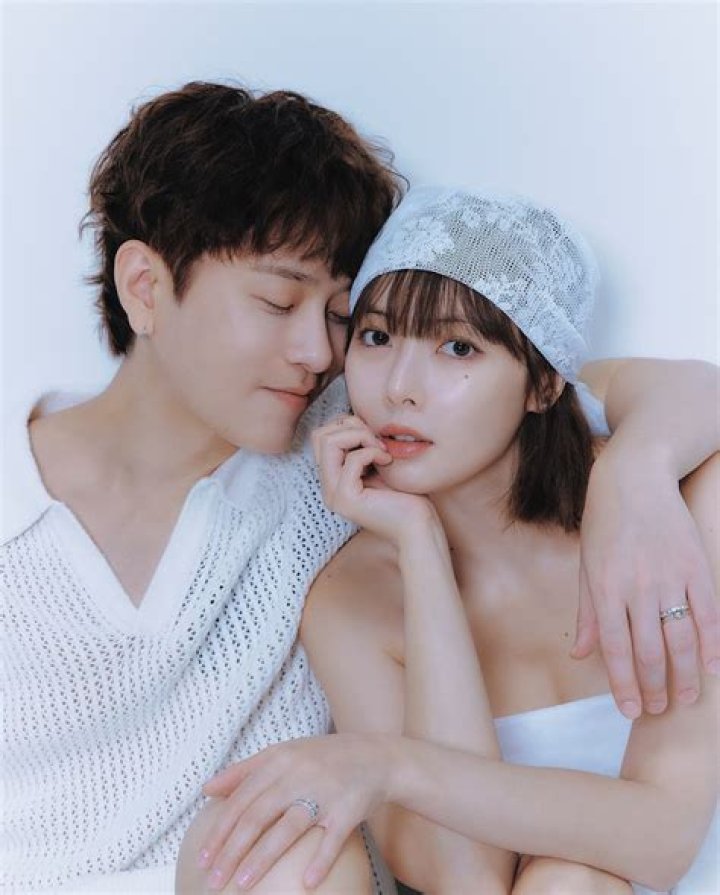 Who is Kim Yong-Jun Dating Now?