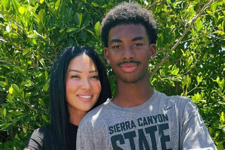Who is Kimora Lee Simmons Dating Now